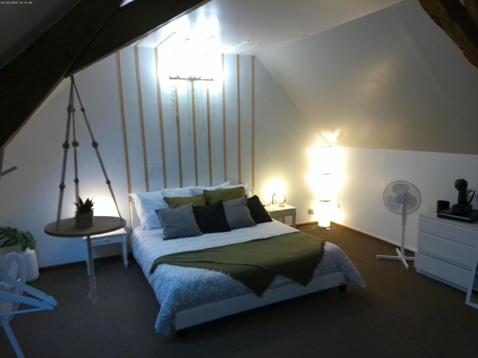 A 2 Pas D Azay Hotel Neuil Екстериор снимка